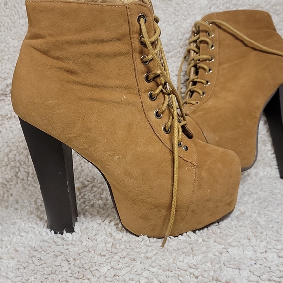Tan platform booties - Picture 5 of 8